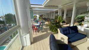 Balkón nebo terasa v ubytování Capri Bougainville Luxury Boutique Hotel