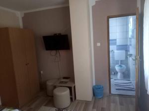 Koupelna v ubytování Rooms Luka