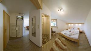 Postel nebo postele na pokoji v ubytování Haus Schwarzenberg