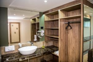 Koupelna v ubytování Arletti Hotel