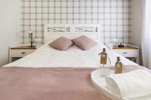 A bed or beds in a room at Casa Juliana Turismo Még 37 kép