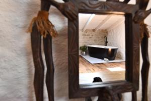 Galeriebild der Unterkunft Le Bruit de l'Eau (Chambre Loft) in Labeaume + 4 Fotos