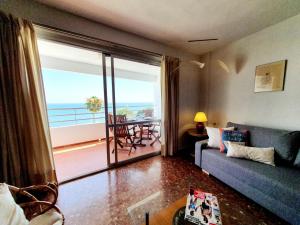 Część wypoczynkowa w obiekcie Marbellamar Seaviews