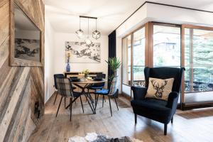 Posedenie v ubytovaní Apartamenty Koziniec