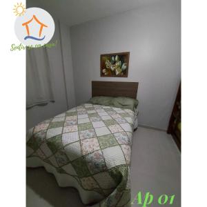 Cama o camas de una habitación en Ap Privativo Brisamar, 10min da praia - Sentir-se em casa!