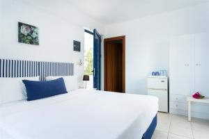 Gallery image of Venti Seaside Adult Hotel in Monemvasia +37 photos