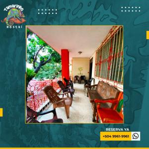 Predel za sedenje v nastanitvi Tamarindo Hostel