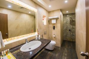 Vannituba majutusasutuses Swosti Grand Bhubaneswar