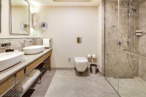Ein Badezimmer in der Unterkunft Divan Bodrum Palmira