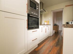 Køkken eller tekøkken på 1 Lytham Terrace + 6 billeder