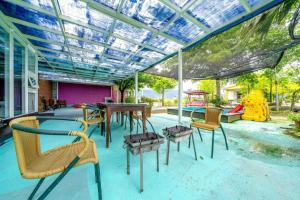 Bazén v ubytování An Ti Li Ya Homestay nebo v jeho okolí