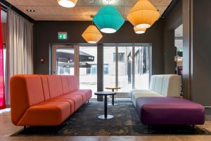 Et opholdsområde på a&o Copenhagen Sydhavn