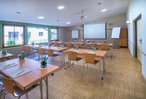 Konferenčné priestory v ubytovaní JUFA Hotel Wipptal + 37 fotografií