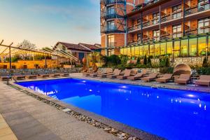 Bazén v ubytování Savaneti Eco Hotel nebo v jeho okolí