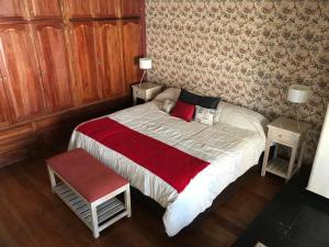 Cama ou camas em um quarto em Chenin Lodge