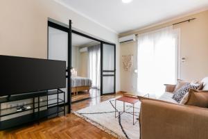 Televízia a/alebo spoločenská miestnosť v ubytovaní LUXURY #A by OTOTO
