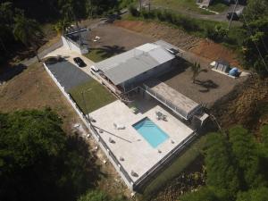 La alberca dentro o cerca de Palm's Bohemian House with Private Pool