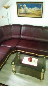 A seating area at Brezovay Kastély Panzió