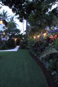 Zahrada ubytování The Beach Front Villas - North Bali