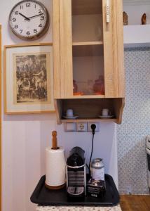 A kitchen or kitchenette at Royal Blue Grand Suite No 3