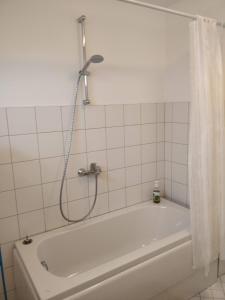 Laheveere Villa tesisinde bir banyo