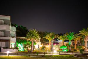 Ein Garten an der Unterkunft Hotel Villa Rita