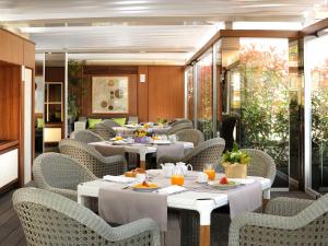 A seating area at Babuino 181 - Small Luxury Hotels of the World