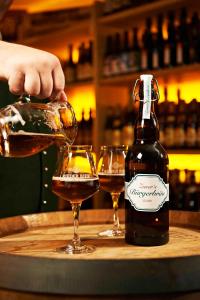 Biergasthof Riedberg italokat is kínál