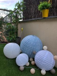A garden outside Cal Xera - Acollidora planta baixa amb jardí privat i llar de foc