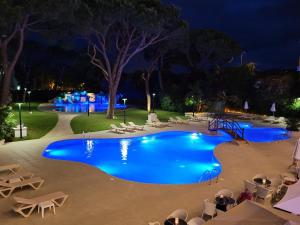 Bazén v ubytovaní Hotel Beverly Park & Spa alebo v jeho blízkosti