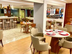 Restoran ili drugo mesto za obedovanje u objektu Kastel Manibu Recife - Boa Viagem