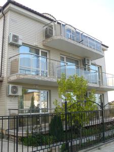 Gallery image of Morska Zvezda Guest House in Chernomorets
