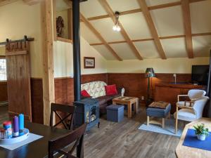 Posezení v ubytování Tschurtschenthaler Lodge