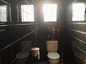 Kúpeľňa v ubytovaní Les Roches + 14 fotografií