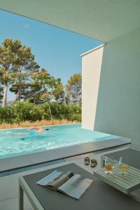 Bassein majutusasutuses Bluesun hotel Berulia või selle lähedal