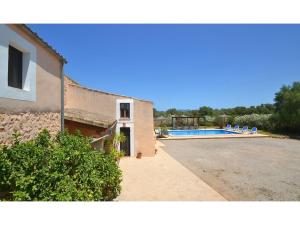 Basen w obiekcie Mansion Mallorca with Private Pool lub w pobliżu