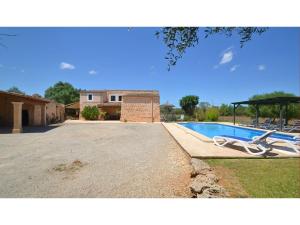Basen w obiekcie Mansion Mallorca with Private Pool lub w pobliżu