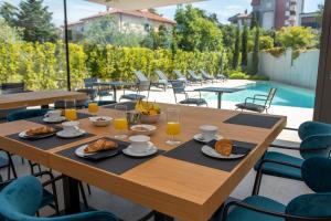 RM Luxury villa with pool in Rovinj tesisinde veya buraya yakın yüzme havuzu