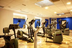 Fitness centrum a/nebo fitness zařízení v ubytování Hotel Doña Brígida – Salamanca Forum