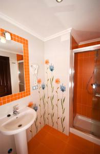 Casa Rural Los Sombredales, Soto del Barco, Spain - Booking.com