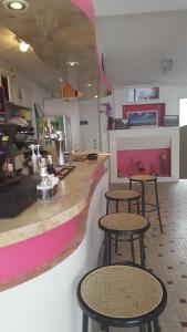 Afbeelding uit fotogalerij van HOTEL RESTAURANT Bar LA KAHINA in Chouzé-sur-Loire