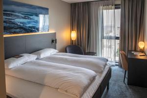 Postel nebo postele na pokoji v ubytování Comfort Hotel Bodø
