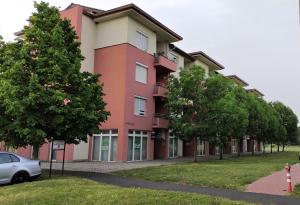 Budova, v ktorej sa apartmán nachádza