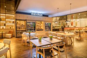 Nápoje v ubytování INNSiDE by Meliá Düsseldorf Seestern