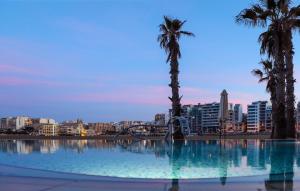 Πισίνα στο ή κοντά στο Cavalieri Art Hotel