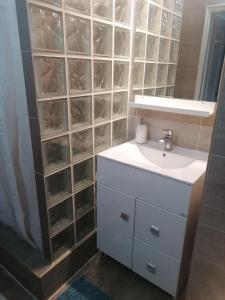 Dózsa Apartman 2100 Gödöllő, Dózsa György út 1-3 (5/38) kép - 2