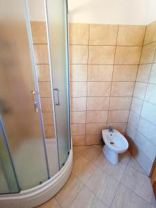 Kúpeľňa v ubytovaní Villa Mira Garica by El-Pi Tours