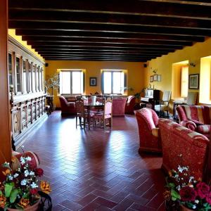 A seating area at Il Castello dei Principi Sanseverino