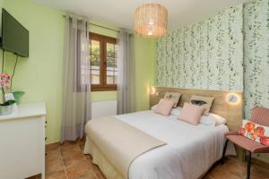 Zdjęcie z galerii obiektu Cantabria Collection - Espectacular casa con piscina pequeña w mieście Bareyo