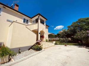 Budynek, w którym mieści się apartament
